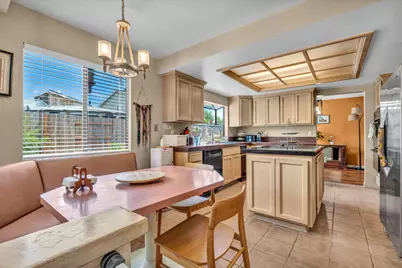 3308 Corbin Way, Sacramento, CA 95827 - Photo 22