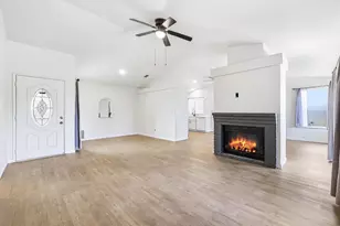 4087 Deaton Dr, Olivehurst, CA 95961 - Photo 8