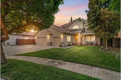 2121 Typhoon Court, Turlock, CA 95380 - Photo 2