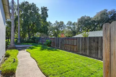 8192 Bonnie Oak Way, Citrus Heights, CA 95610 - Photo 28