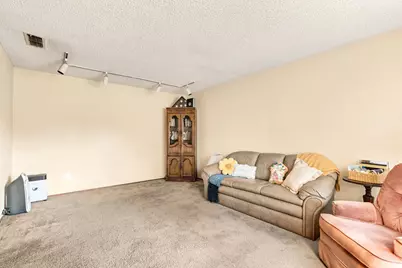 3328 Corbin Way, Sacramento, CA 95827 - Photo 8