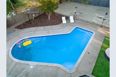 7569 Baird Way, Citrus Heights, CA 95610 - Photo 8