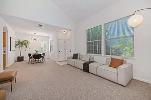 7423 Woodville Ln, Sacramento, CA 95842 - Photo 8