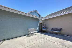 7423 Woodville Ln, Sacramento, CA 95842 - Photo 34