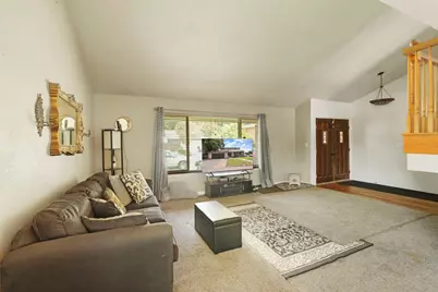 3172 W Creek Drive, Stockton, CA 95209 - Photo 6