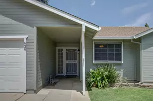 639 W Marlette St, Ione, CA 95640 - Photo 4