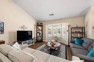 3858 Olivebranch Ln, Carmichael, CA 95608 - Photo 8
