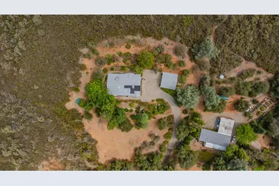 20888 Lyons Bald Mountian Rd, Sonora, CA 95370 - Photo 18