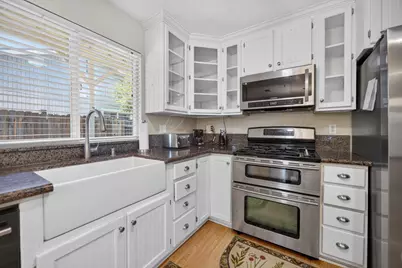 8541 Diamond Oak Way, Elk Grove, CA 95624 - Photo 20