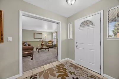 8541 Diamond Oak Way, Elk Grove, CA 95624 - Photo 8