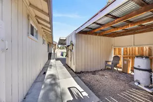 8541 Diamond Oak Way, Elk Grove, CA 95624 - Photo 48