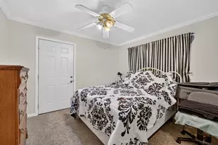 8541 Diamond Oak Way, Elk Grove, CA 95624 - Photo 34