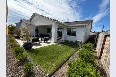 10386 Ducasse Way, Elk Grove, CA 95757 - Photo 16
