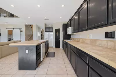 1114 Paradise Drive, Lemoore, CA 93245 - Photo 24