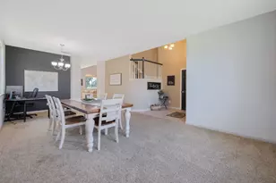 1114 Paradise Dr, Lemoore, CA 93245 - Photo 10