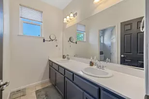 1114 Paradise Dr, Lemoore, CA 93245 - Photo 42
