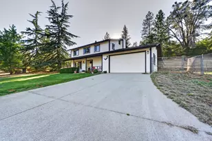 18095 Applegate Rd, Applegate, CA 95703 - Photo 2