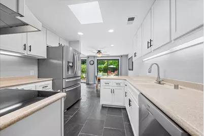 5850 Our Way, Citrus Heights, CA 95610 - Photo 8