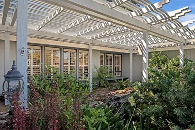 104 Oak Rock Circle, Folsom, CA 95630 - Photo 2