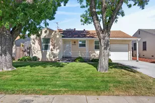5605 Helen Wy, Sacramento, CA 95822 - Photo 1