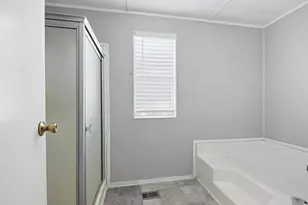 Yosemite Ave, Manteca, CA 95337 - Photo 24