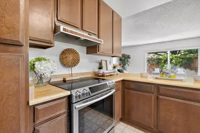 3925 Tillamook Way, Sacramento, CA 95826 - Photo 16