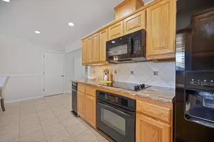 1177 Theo Wy, Sacramento, CA 95822 - Photo 22