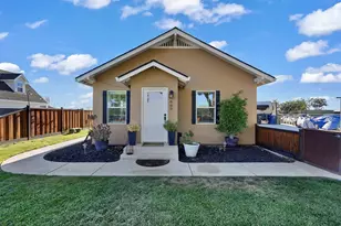 609 E Keyes Rd, Ceres, CA 95307 - Photo 1