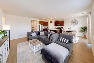 1710 Dolomite Dr, Los Banos, CA 93635 - Photo 18