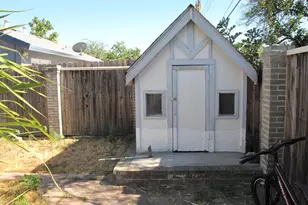 6708 Steiner, Sacramento, CA 95823 - Photo 20