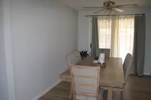 6708 Steiner, Sacramento, CA 95823 - Photo 10