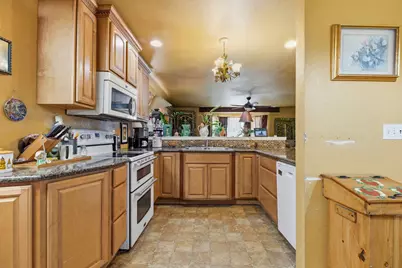 2509 Jasmin Avenue, Modesto, CA 95350 - Photo 6