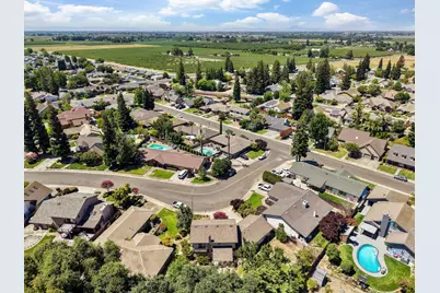 53 River Meadows Drive, Woodbridge, CA 95258 - Photo 8