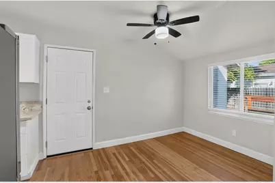 2121 50th Avenue, Sacramento, CA 95822 - Photo 10