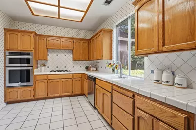 5508 Coronawood Lane, Carmichael, CA 95608 - Photo 16