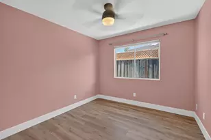 8438 Cold Water Ct, Elk Grove, CA 95624 - Photo 26
