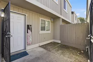2411 Post Oak Ln, Sacramento, CA 95825 - Photo 4