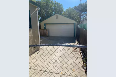 2870 Branch Street, Sacramento, CA 95815 - Photo 14