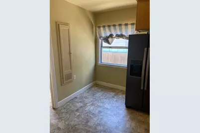 2870 Branch Street, Sacramento, CA 95815 - Photo 12