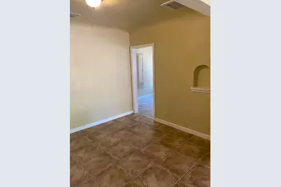 2870 Branch Street, Sacramento, CA 95815 - Photo 8