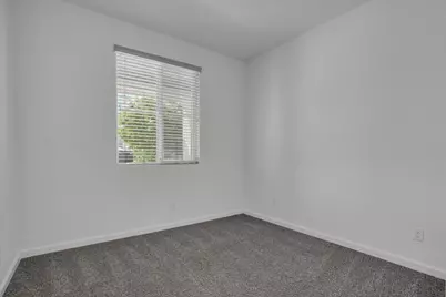 17738 Brandeis Court, Lathrop, CA 95330 - Photo 12