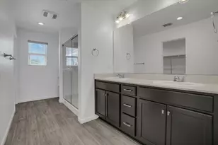 17738 Brandeis Ct, Lathrop, CA 95330 - Photo 32