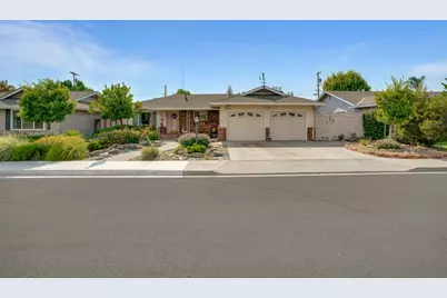1125 Linn Court, Turlock, CA 95380 - Photo 2