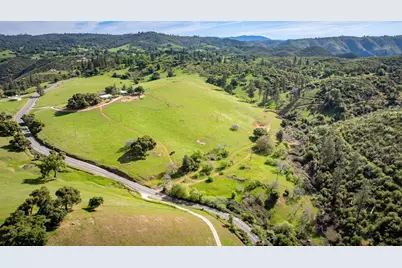 12778 Highway 26, Mokelumne Hill, CA 95245 - Photo 2