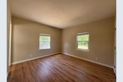 4250 11th Avenue, Sacramento, CA 95817 - Photo 8