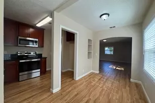 4250 11th Ave, Sacramento, CA 95817 - Photo 8