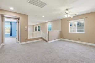 323 Autumn Rain Dr, Lathrop, CA 95330 - Photo 32