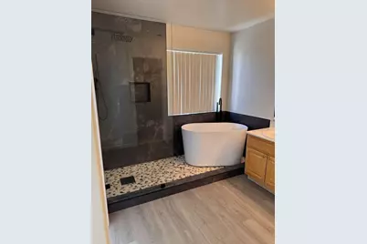 2020 Hickory Court, Modesto, CA 95356 - Photo 20