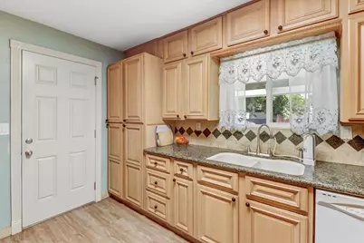 4041 Constitution Avenue, North Highlands, CA 95660 - Photo 14