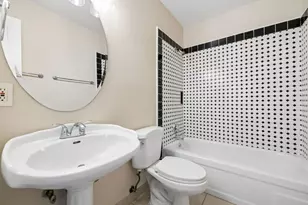 5884 Revelstok Dr, Sacramento, CA 95842 - Photo 40
